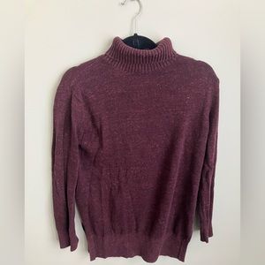 Maroon turtleneck